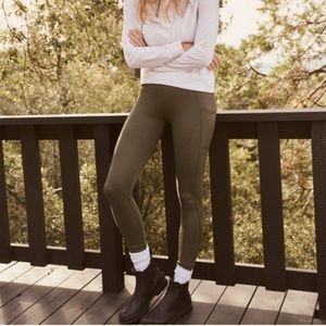 Pact Organic Cotton Pocket Leggings green size L
